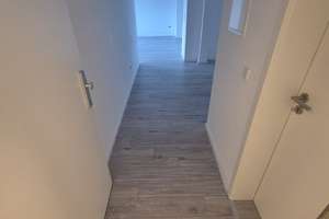"Frisch sanierte 3-Zimmer-Wohnung mit modernem Flair – Einziehen und Wohlfühlen!" – Solinger Str. 8, 42349 Cronenberg, Wuppertal – Vorschaubild 3