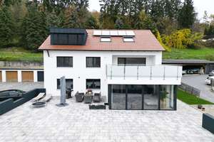 Zentrales Wohnen auf höchstem Niveau - Stil und Lebensqualität perfekt kombiniert – Die vollständige Adresse der Immobilie erhältst du vom Anbieter., 93059 Steinweg-Pfaffenstein, Regensburg – Vorschaubild 13