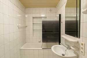Geräumiges Reihenmittelhaus mit Garten, Dachterrasse und Gartenhaus in Scherpenseel – Heinsberg (Kreis) – Vorschaubild 16