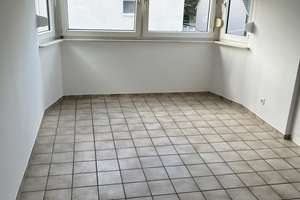 73 m2 Wohnfläche plus 25 m2 Dachterrasse , Gepflegte 2,5-Zimmer-Wohnung in Köln-Holweide – Piccoloministraße 504, 51067 Holweide, Köln – Vorschaubild 9