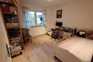 4-Zimmer-Wohnung mit Balkon zentral in Frankfurt trotzdem im Grünen, WG tauglich  – 60320 Dornbusch, Frankfurt am Main – Vorschaubild 9