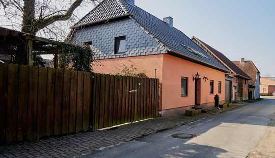 Bild von Werkstatt, Scheune und Einliegerwohnung in einem außergewöhnlichem Einfamilienhaus