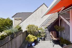 Lichtdurchflutete Eigentumswohnung mit großem Sonnenbalkon und Garage in schöner Wohnlage von Poll – Die vollständige Adresse der Immobilie erhältst du vom Anbieter., 51105 Poll, Köln – Vorschaubild 3