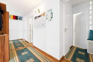Vermietete 3 Zimmer Wohnung in Stuttgart - Zuffenhausen – Die vollständige Adresse der Immobilie erhältst du vom Anbieter., 70435 Zuffenhausen-Hohenstein, Stuttgart – Vorschaubild 8