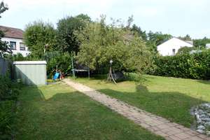Saniertes Dreifamilienhaus in Ingolstadt-Nord | Nähe Audi – Die vollständige Adresse der Immobilie erhältst du vom Anbieter., 85057 Nordwest, Ingolstadt – Vorschaubild 3