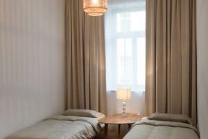 Elegant and Spacious 4-Room Family Apartment with Two Balconies and Two Bathrooms – wolliner strasse 5, 10435 Mitte (Ortsteil), Berlin – Vorschaubild 22