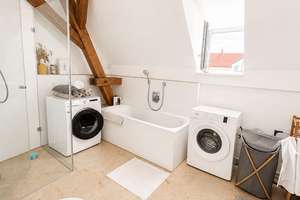 **INNINGEN** Exklusive Reihenmittelhausartige 3,5 ZwKB in ehemaliger Scheune – Hornissenweg 11, 86199 Inningen, Augsburg – Vorschaubild 22