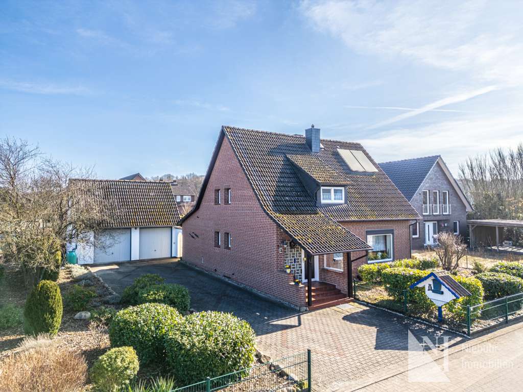 Immobilie in Barendorf - Platz für Ihre Wünsche: Einfamilienhaus auf Eckgrundstück in Barendorf - Bild 1