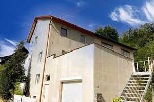 Renoviertes 2 Fam. Haus mit neuer Garage und großer Terrasse im ruhigen Herzen von Nenningen! – Göppingen (Kreis) – Vorschaubild 1