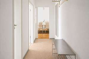 ⭐️ Urbanes Wohnen am Herrfurthplatz-Helle 1 Zi Whg mit historischen Dielen, 3,20m hohen Decken & EBK – Die vollständige Adresse der Immobilie erhältst du vom Anbieter., 12049 Neukölln (Ortsteil), Berlin – Vorschaubild 4