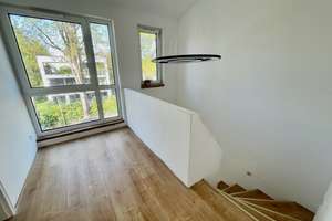 COURTAGEFREI ! STADTHAUS ! NEUBAU STANDARD A+ MIT SCHÖNEM GARTEN – Die vollständige Adresse der Immobilie erhältst du vom Anbieter., 22359 Volksdorf, Hamburg – Vorschaubild 8