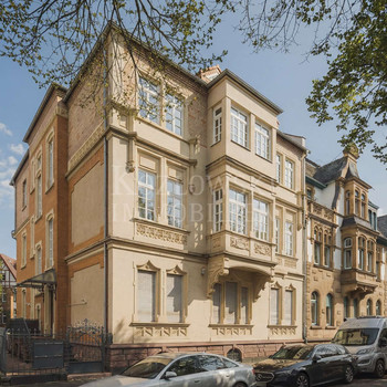 Gartengeschoss in Jugendstilvilla - Süd-Terrasse & Wohnpotenzial!