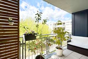 Moderne Drei-Zimmer-Wohnung mit Südwest-Loggia und Tiefgaragenstellplatz