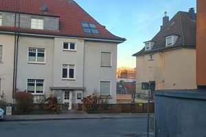 Mit Fernsicht: helle 3-Zimmerwohnung mit Loggia, Terrasse und Garten, sofort frei! – Die vollständige Adresse der Immobilie erhältst du vom Anbieter., 42277 Oberbarmen, Wuppertal – Vorschaubild 3