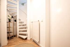 Haus-Feeling auf zwei Ebenen: Renovierte 3-Zi.-Wohnung mit Garten & Garage in Mainz-Finthen – Die vollständige Adresse der Immobilie erhältst du vom Anbieter., 55126 Finthen, Mainz – Vorschaubild 12