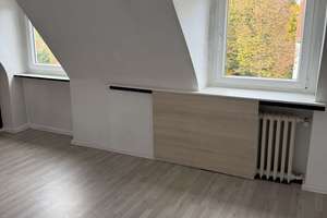 Stattlich Wohnen in Nürnberg: Wohnhaus mit Garagen und überdachter Pergola – teilweise vermietet – Die vollständige Adresse der Immobilie erhältst du vom Anbieter., 90409 Schleifweg, Nürnberg – Vorschaubild 12