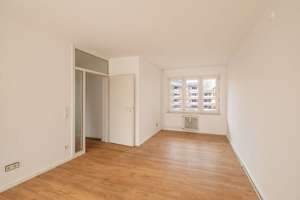 2 Zimmer Wohnung mit tollem Ausblick | GLADIGAU – Die vollständige Adresse der Immobilie erhältst du vom Anbieter., 21031 Lohbrügge, Hamburg – Vorschaubild 3