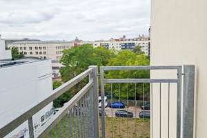 Wohnen mit Extra-Komfort: Balkon, Aufzug & EBK – 4103 Zentrum-Südost, Leipzig – Vorschaubild 1