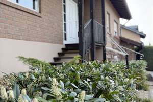 Viel Platz für Ihre Ideen: Großzügiges Einfamilienhaus mit Einliegerwohnung in Kreuzau – Die vollständige Adresse der Immobilie erhältst du vom Anbieter., 52372 Kreuzau – Vorschaubild 3