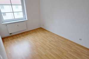 Charmante 2-Zimmer-Wohnung mit Stellplatz - Ihr neues Zuhause! – Heidestraße 78 bis 86, 6842 Dessau-Roßlau – Vorschaubild 3
