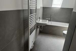 Ruhige Vier-Zimmer-Wohnung mit großer Terrasse mitten in der City – Die vollständige Adresse der Immobilie erhältst du vom Anbieter., 50667 Altstadt/Nord, Köln – Vorschaubild 3