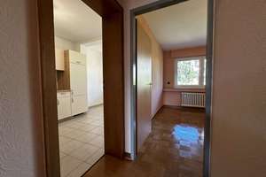 Bezugsfreie 2-Zimmer-Wohnung in gepflegtem Dreiparteienhaus: Wohnen oder Vermieten in LEV-Wiesdorf! – Friedensstraße 37, 51373 Wiesdorf, Leverkusen – Vorschaubild 19