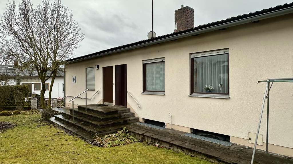 Immobilie in Beratzhausen - Ein-/Zweifamilienhaus in Beratzhausen - Bild 2