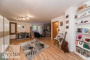 Wohnen mit Stil: Großzügiges Haus mit 6 Zimmern, Wintergarten, Doppelgarage, Kamin & Einliegerwhg! – Die vollständige Adresse der Immobilie erhältst du vom Anbieter., 74211 Leingarten – Vorschaubild 30