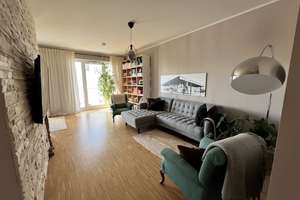 Wunderschöne 3-Zimmer-Wohnung in Hamburg Bergedorf am Schleusengraben – Die vollständige Adresse der Immobilie erhältst du vom Anbieter., 21029 Bergedorf (Ortsteil), Hamburg – Vorschaubild 1