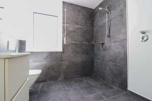 **Lichtdurchflutete 2-Zimmer-Wohnung mit Balkon** – Donaustaufer Straße 44, 93059 Reinhausen, Regensburg – Vorschaubild 8