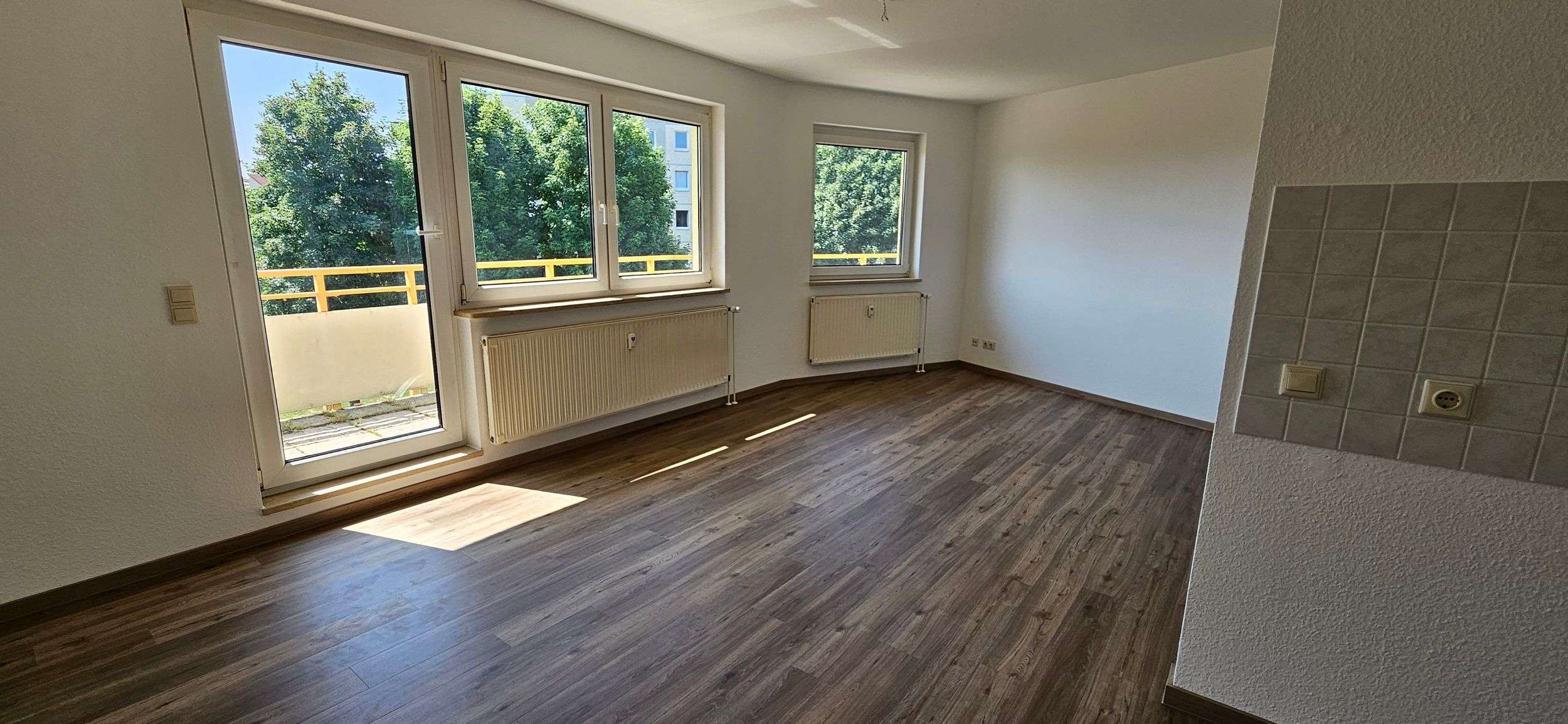Immobilie in Bad Langensalza - Helle 3,5 Zimmer-Wohnung mit Balkon in Bad Langensalza  - Bild 2