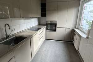 4,5 Zimmer-Wohnung in Uni-Nähe, Ideal für Familien oder WGs! – 70569 Lauchäcker, Stuttgart – Vorschaubild 3
