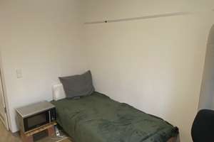 1-Zimmer-Wohnung NUR FÜR MÄRZ mit Bad und Einbauküche in Karlsruhe  – Tennesseeallee 14, 76149 Nordstadt, Karlsruhe – Vorschaubild 6