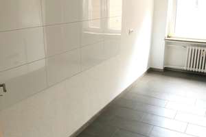 TOP modernisierte 3-Raum-Wohnung mit Einbauküche in Essen Stadtmitte in ruhiger Nebenstraße – Die vollständige Adresse der Immobilie erhältst du vom Anbieter., 45127 Stadtkern, Essen – Vorschaubild 5