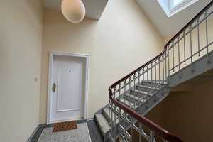 Dachgeschoss, 3 Zimmer + Balkon, Rheingauviertel-Altbauwohnung – Hallgarter Straße 5, 65197 Wiesbaden – Vorschaubild 6
