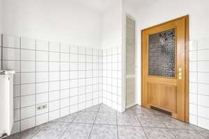 3-Zimmer Wohnung mit Balkon im Hansaviertel – Soester Straße 8, 18057 Hansaviertel, Rostock – Vorschaubild 4