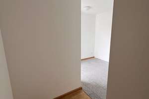 Sonniges 3-Zimmer-Penthouse mit Balkon – Die vollständige Adresse der Immobilie erhältst du vom Anbieter., 80935 Lerchenau-Ost, München – Vorschaubild 8