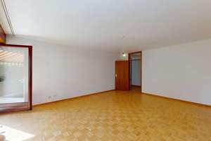 Großzügig wohnen im EG: 3 Zimmer, Südterrasse & zwei Loggien – KA-Mühlburg – Die vollständige Adresse der Immobilie erhältst du vom Anbieter., 76185 Mühlburg, Karlsruhe – Vorschaubild 4