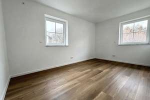 Ihr neues Zuhause: Doppelhaushälfte in ruhiger Lage von Ismaning zu vermieten – 85737 Ismaning – Vorschaubild 4