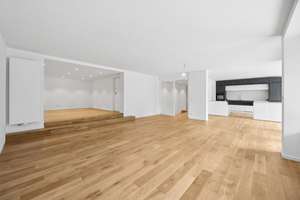 Exklusives Wohnen auf zwei Ebenen – sanierte Garten-Maisonette mit Weitblick – Die vollständige Adresse der Immobilie erhältst du vom Anbieter., 40470 Mörsenbroich, Düsseldorf – Vorschaubild 4
