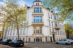 Exquisite Wohnung mit historischem Charme und modernem Luxus in Zentrumslage