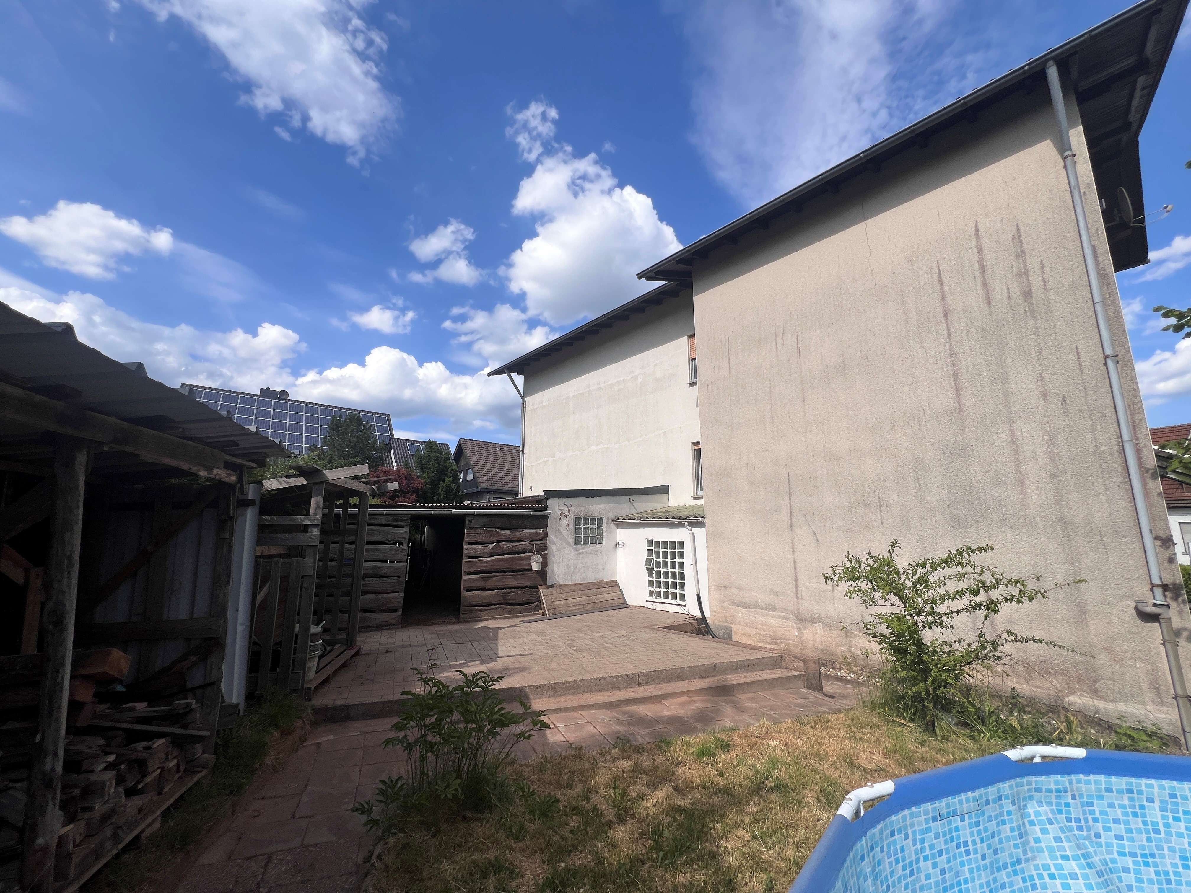 Freistehendes Zweifamilienhaus mit Potenzial in Ottweiler, Neunkirchen Kreis – Bild 4