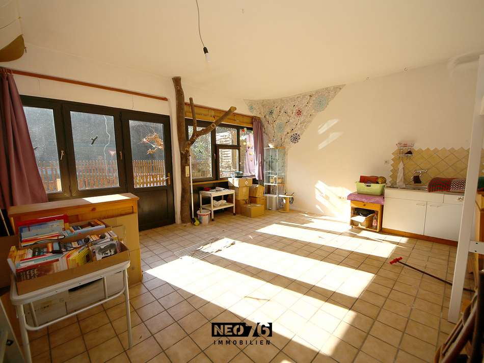 EG - ehemaliger Imbiss-Raum