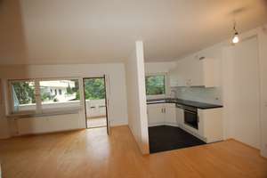 Zuhause mit 72 Quadratmetern, plus Hobbyraum + großer Loggia  in Solln – Rungestr. 43, 81479 Solln, München – Vorschaubild 9