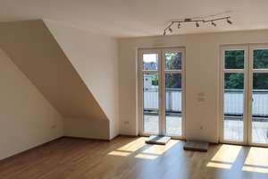 PROVISIONSFREI: Moderne DG-Wohnung in Bilk mit 15m² Dachterrasse, Luxus-Küche und 2 TG Plätzen – Die vollständige Adresse der Immobilie erhältst du vom Anbieter., 40225 Bilk, Düsseldorf – Vorschaubild 4