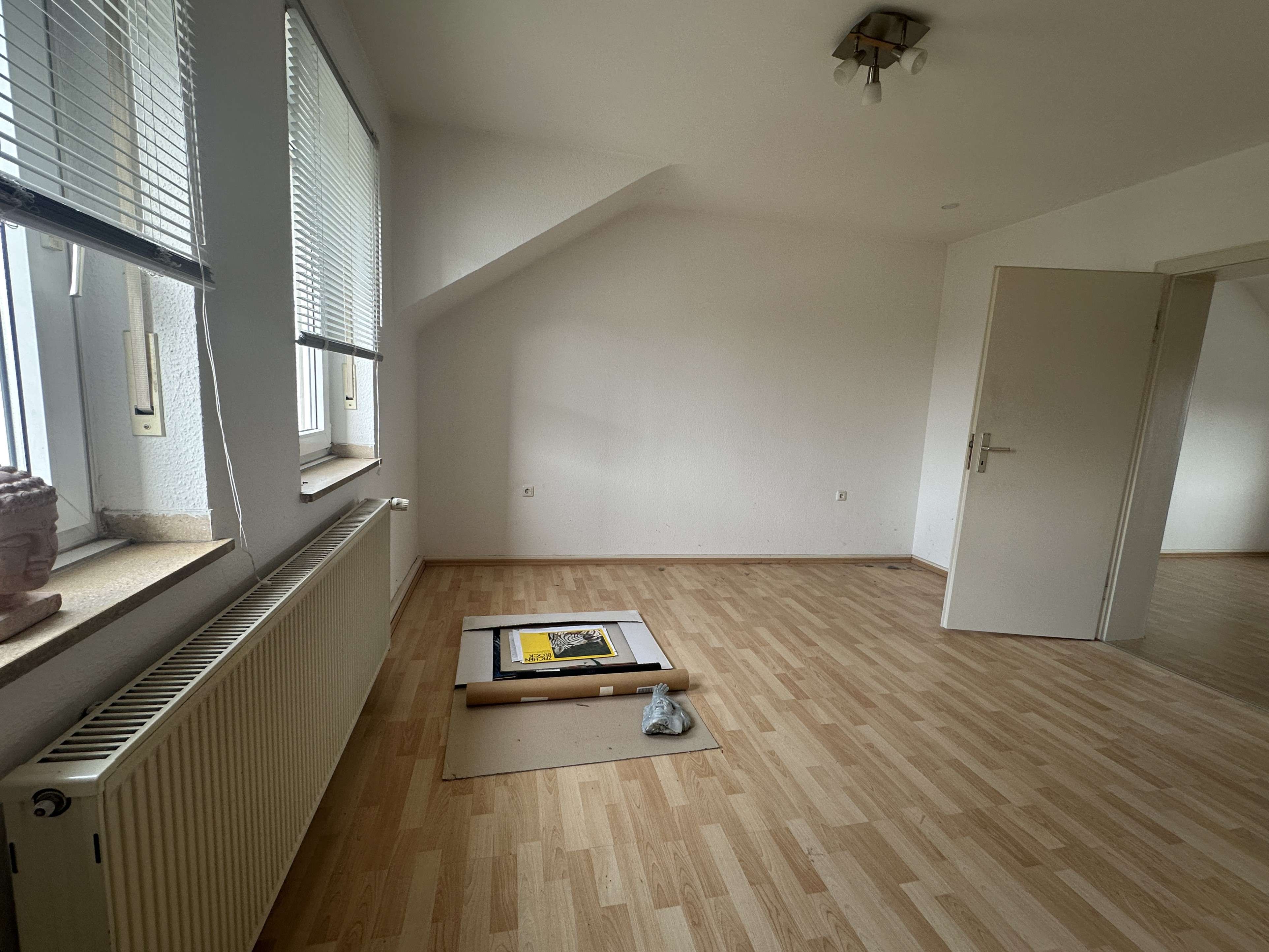 Immobilie in Düren - Sonniges 1-2 Familienhaus in 52351 Düren - Bild 7