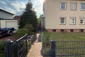 Erstbezug nach hochwertiger Kernsanierung – Moderne Doppelhaushälfte mit XXL-Garage, Dachterrasse un – Schillerstraße 17, 31535 Neustadt am Rübenberge – Vorschaubild 3