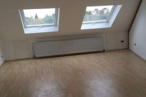 Schöner Wohnen in Zabo ! Großzügige DG-Wohnung mit perfekter Einbauküche und schickem Bad – Zerzabelshofer Hauptstraße 10, 90480 Zerzabelshof, Nürnberg – Vorschaubild 6