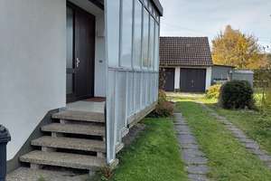 Haus mit großem Garten und Photovoltaik mit zwei Garagen – Lauf a.d. Pegnitz/Günthersbühl – Die vollständige Adresse der Immobilie erhältst du vom Anbieter., 91207 Lauf an der Pegnitz – Vorschaubild 7