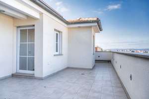 Exclusive Two-Level Penthouse- Private Master Suite & Stunning Rooftop Terrace – Die vollständige Adresse der Immobilie erhältst du vom Anbieter., 55130 Weisenau, Mainz – Vorschaubild 3